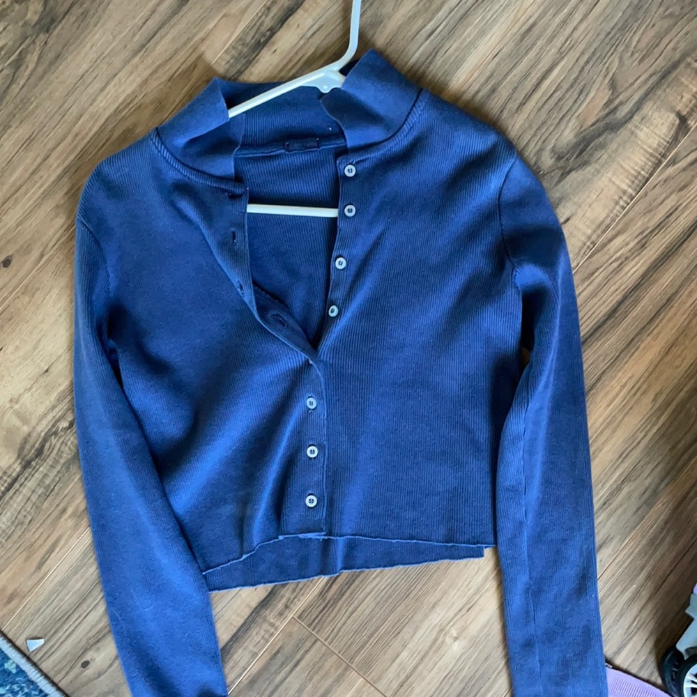 Cropped Button Up Top